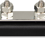Dual Terminal Stud M8-linked set (1 red/1 black)