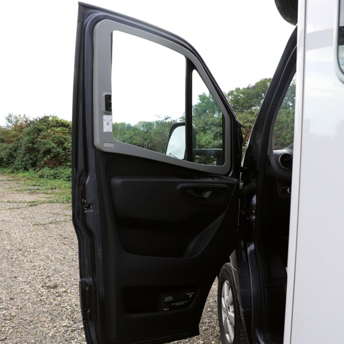Remis Mercedes Sprinter Sol Kapı cam Güneşliği - Görsel 2