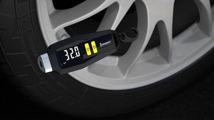 Michelin MC12290 99PSI Dijital Lastik Basınç Ölçer - Görsel 3