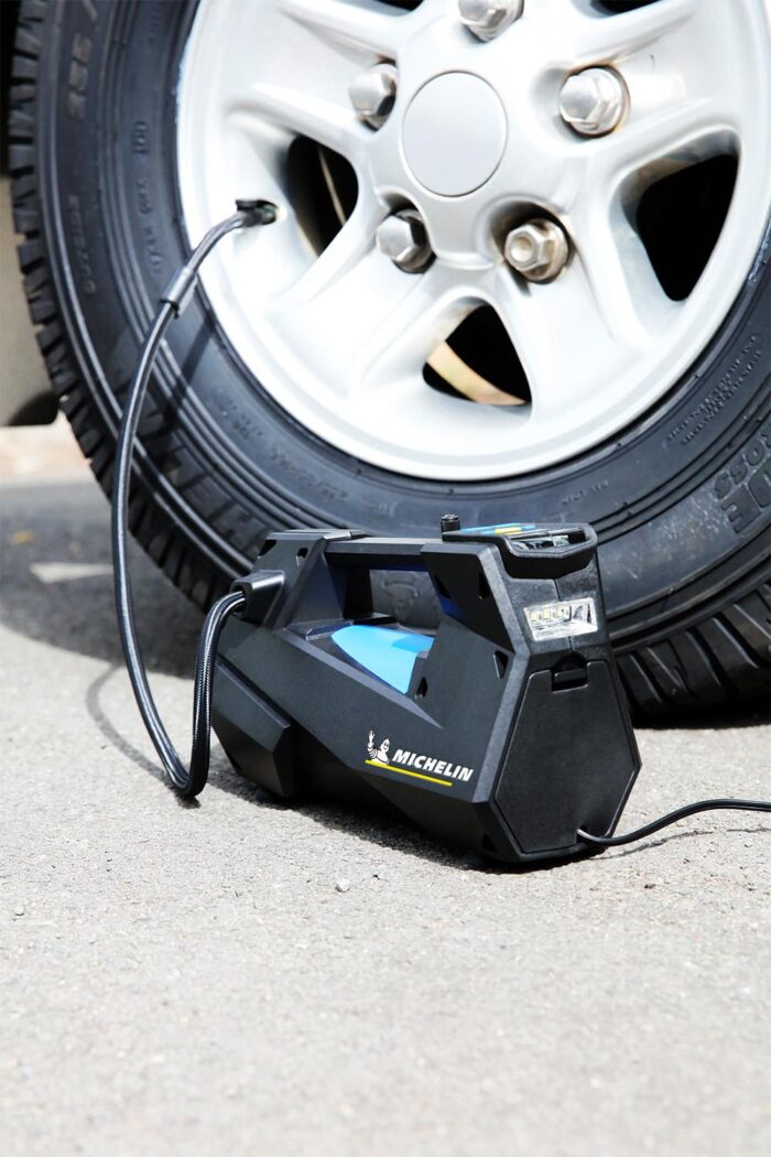 Michelin MC12312 12Volt 100 PSI Ayarlanabilir Dijital Basınç Göstergeli Sessiz Hava Pompası - Görsel 5