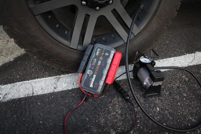 NOCO Genius GB70 12V 2000Amp Ultrasafe Lityum Akü Takviye + Powerbank + Led Lamba - Görsel 4