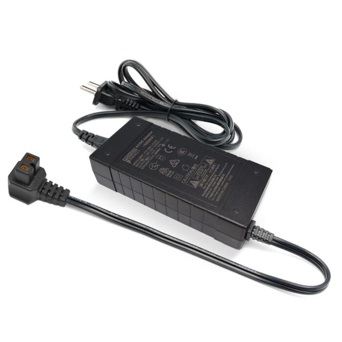 Parago PGACDC 220Volt/12Volt 5,5Ah Dönüştürücü Adaptör - Görsel 2